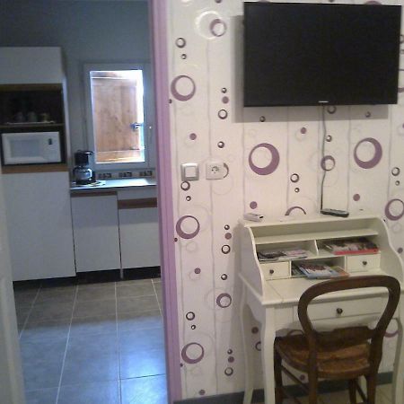 Bed and Breakfast Les Ecureuils Tramoyes Экстерьер фото