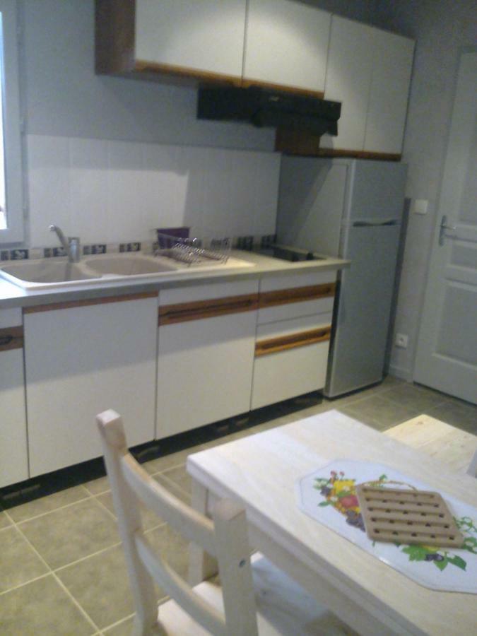 Bed and Breakfast Les Ecureuils Tramoyes Экстерьер фото