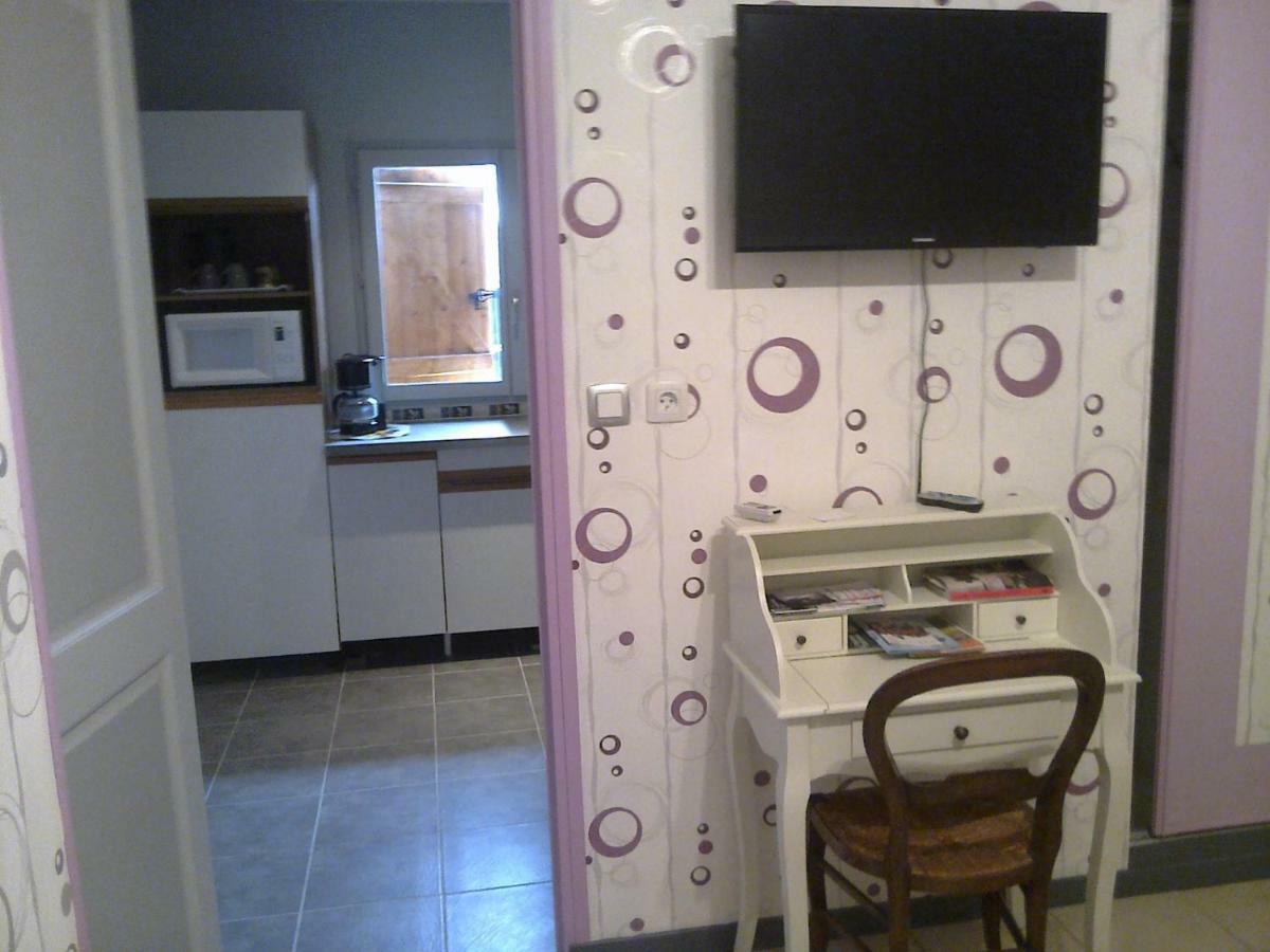 Bed and Breakfast Les Ecureuils Tramoyes Экстерьер фото